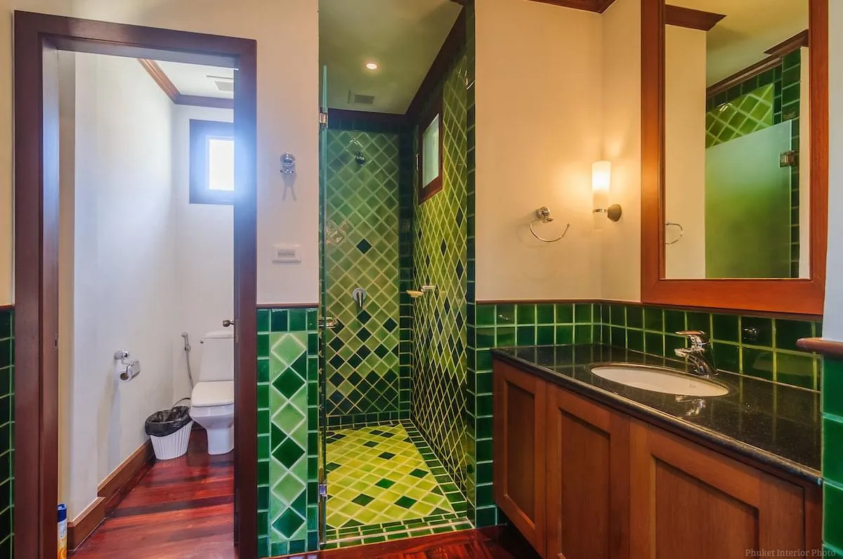 Property image - full photo 51