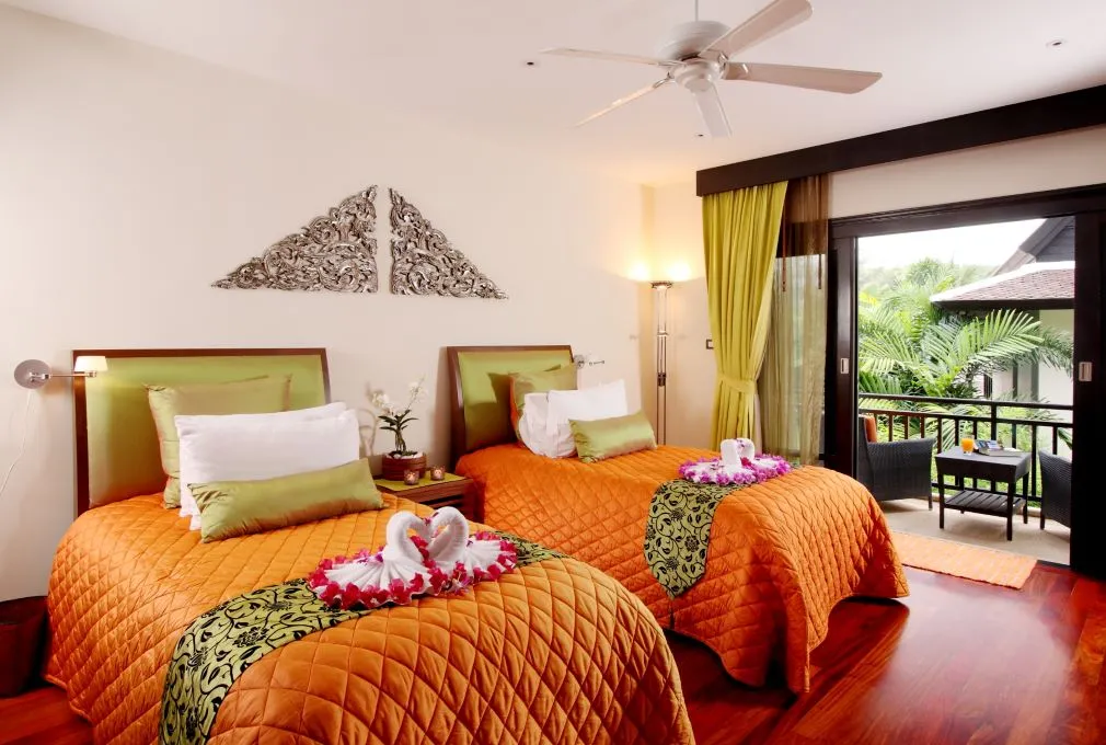 Property image - full photo 6