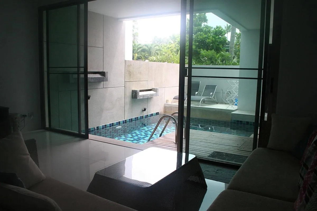 Property image - full photo 16