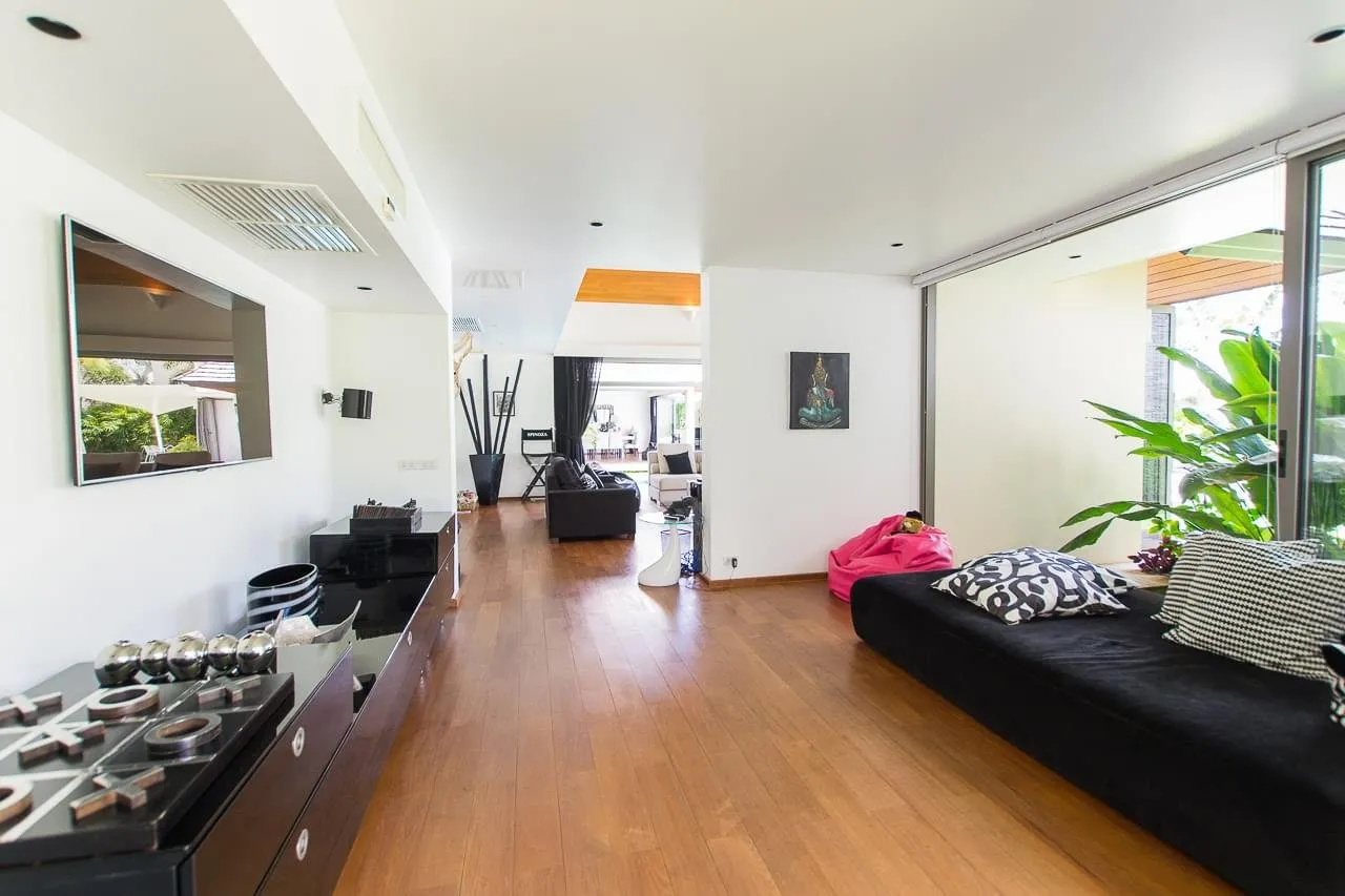 Property image - full photo 7