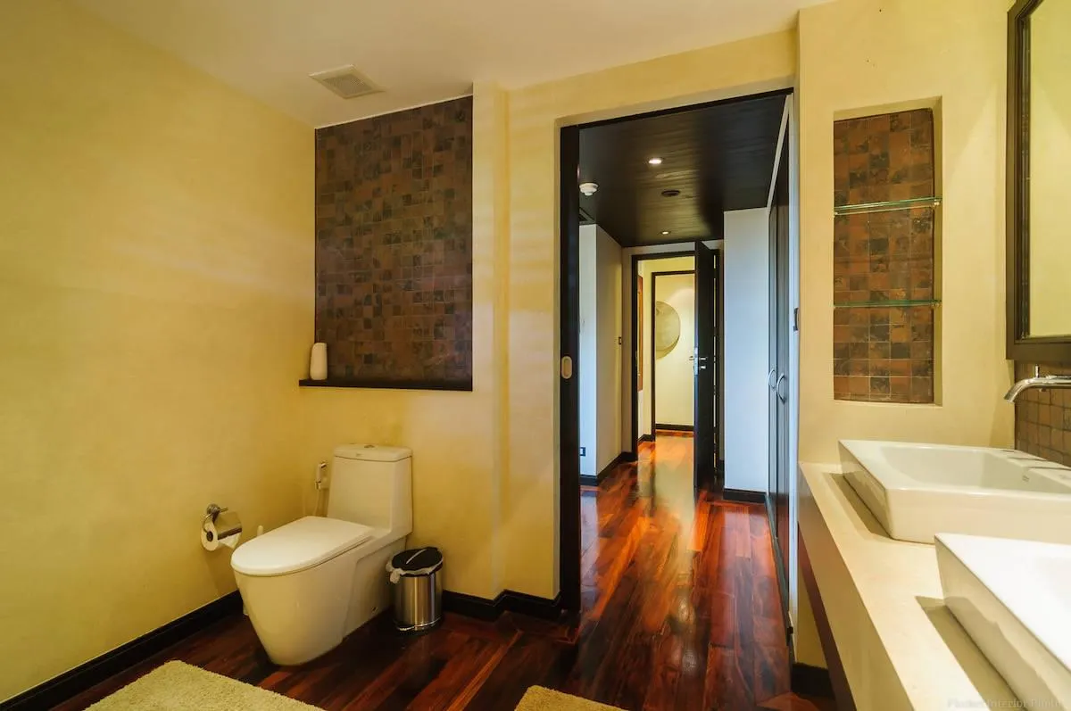Property image - full photo 28