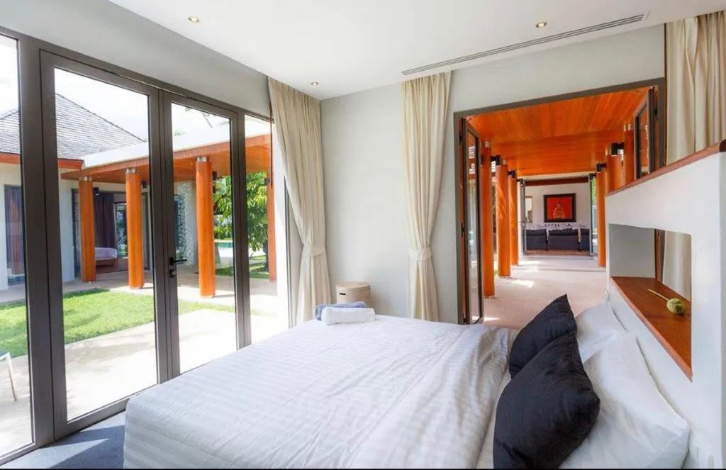 Property image - full photo 13