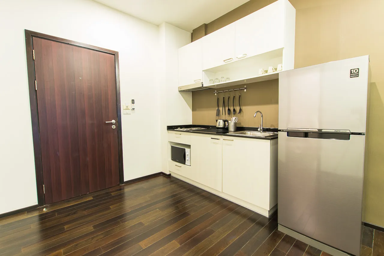 Property image - full photo 10