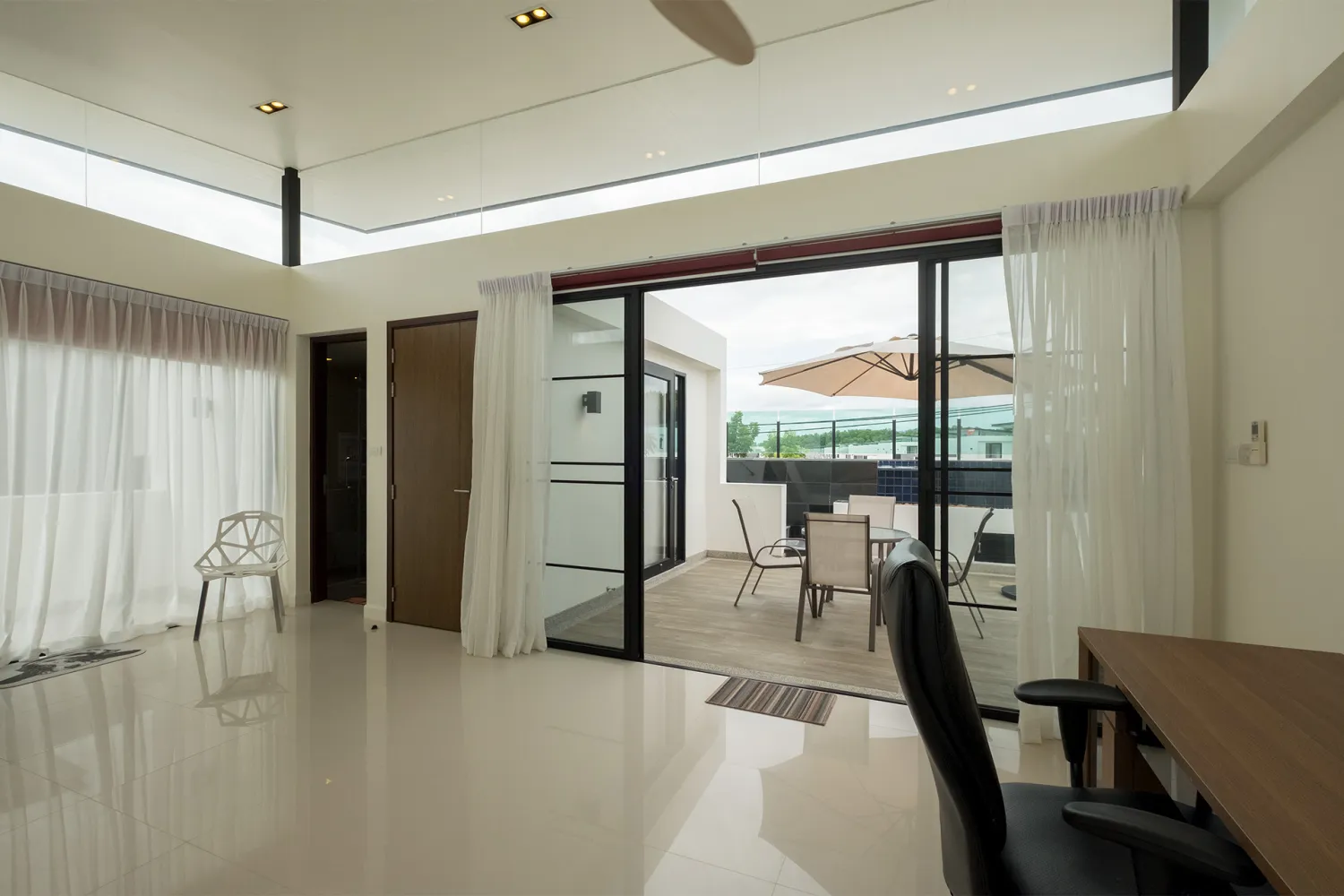 Property image - full photo 30