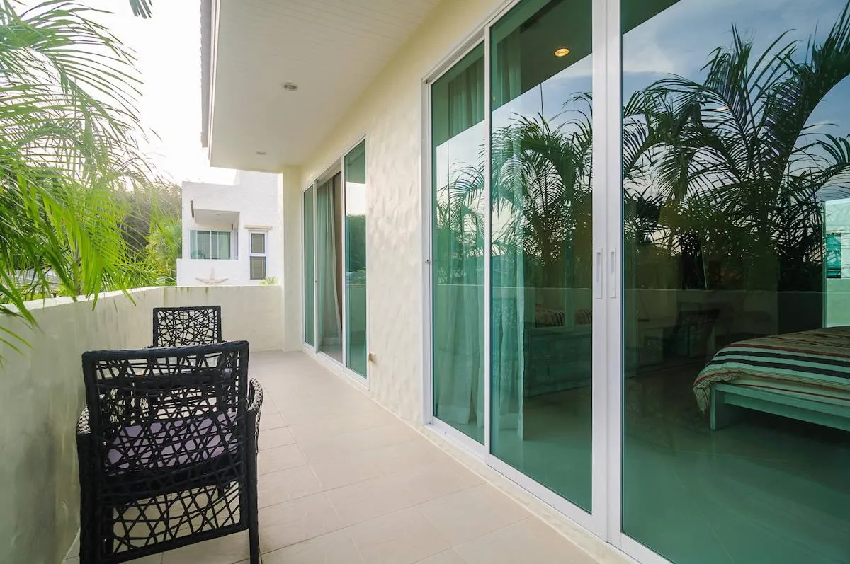 Property image - full photo 39
