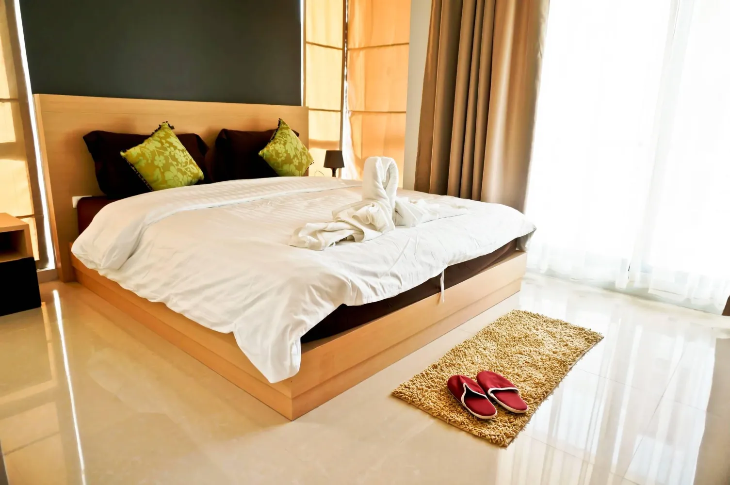 Property image - full photo 4
