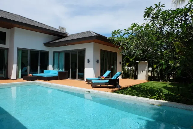 Property image - full photo 27