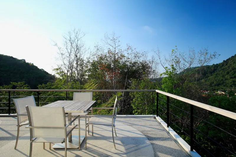 Property image - full photo 3