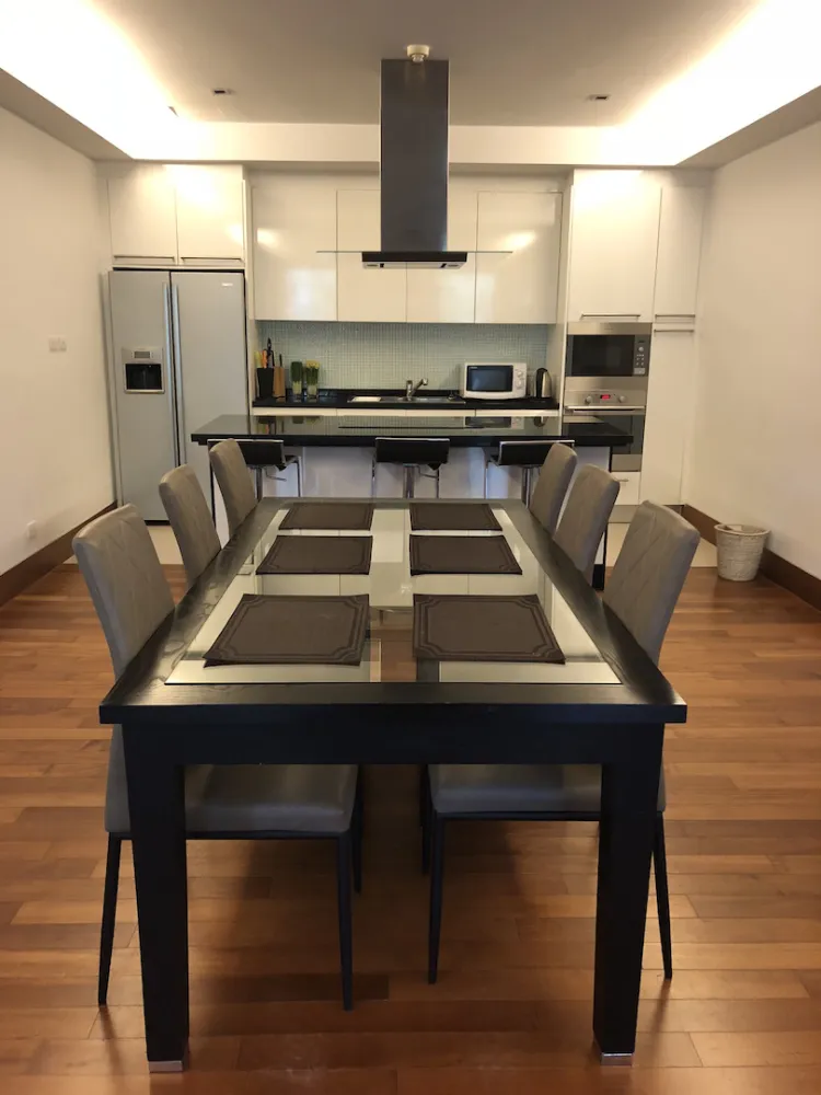 Property image - full photo 4