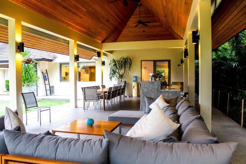 Property image - full photo 13