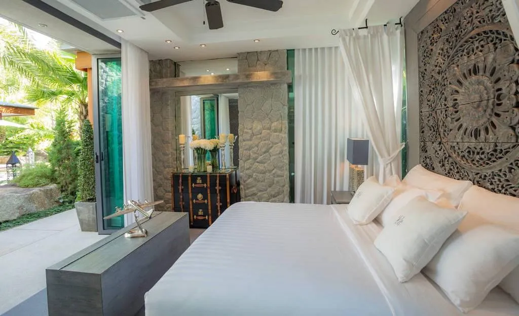 Property image - full photo 18