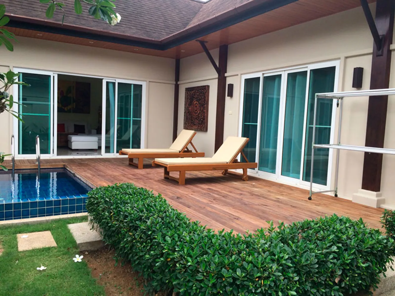Property image - full photo 4