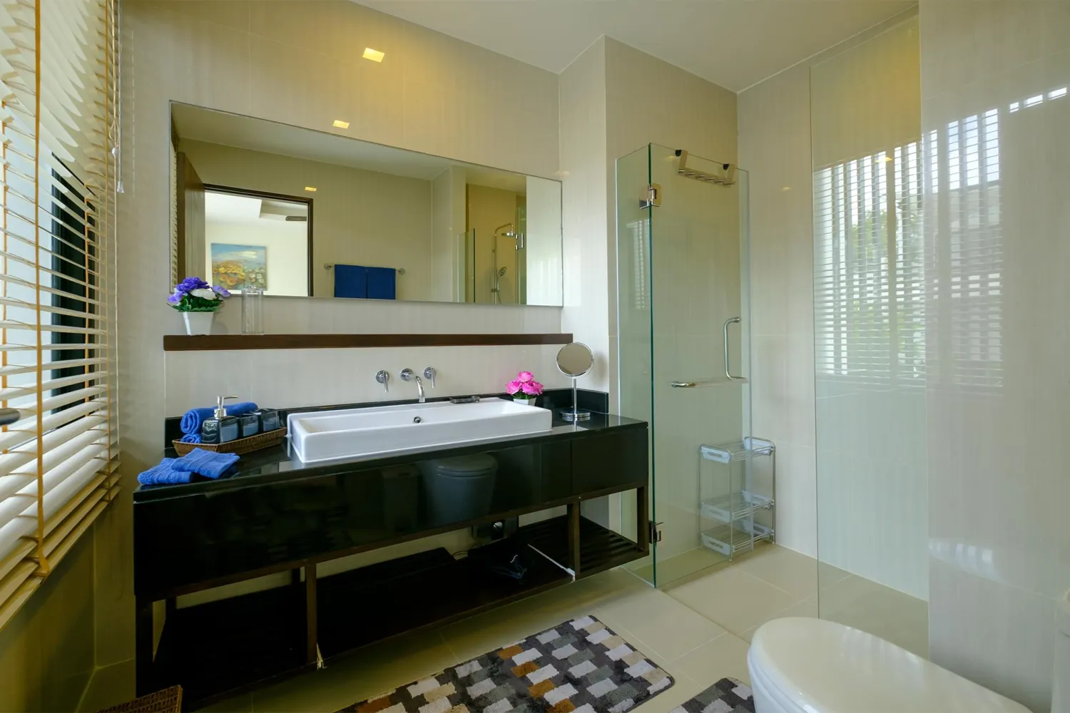Property image - full photo 21
