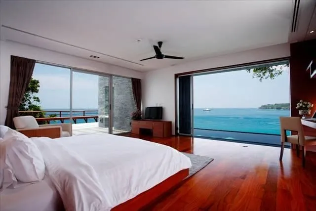 Property image - full photo 11