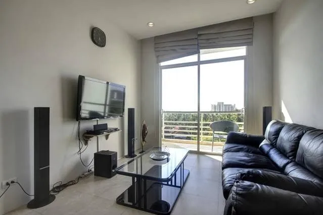 Property image - full photo 3