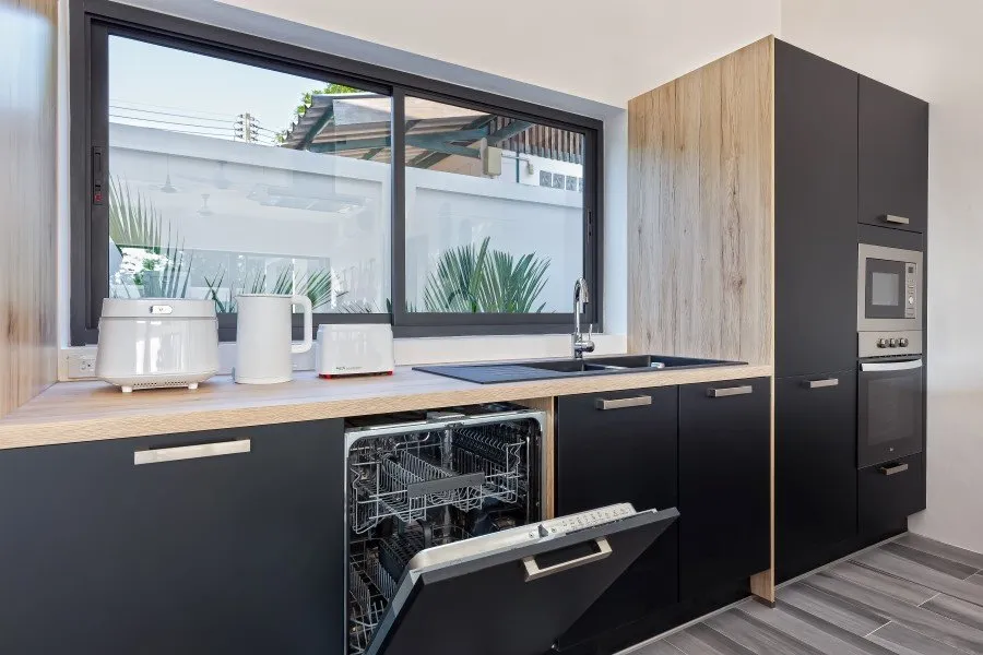 Property image - full photo 11
