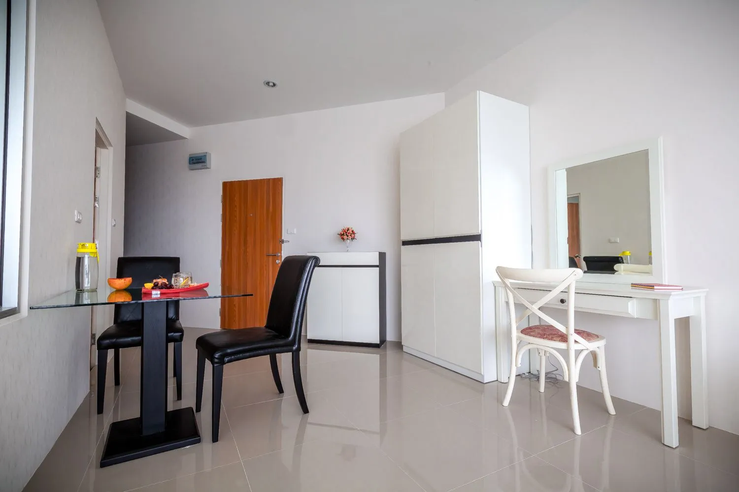 Property image - full photo 9
