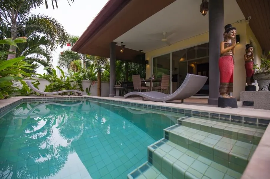 Property image - full photo 19