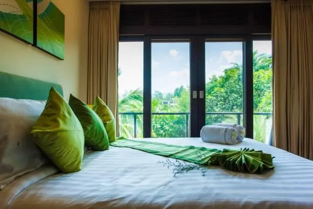 Property image - full photo 8