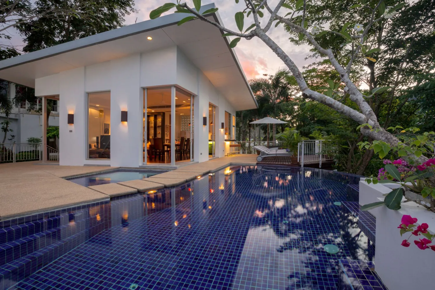 Property image - full photo 14