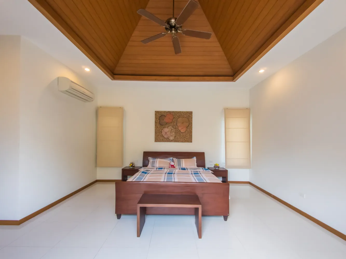 Property image - full photo 36