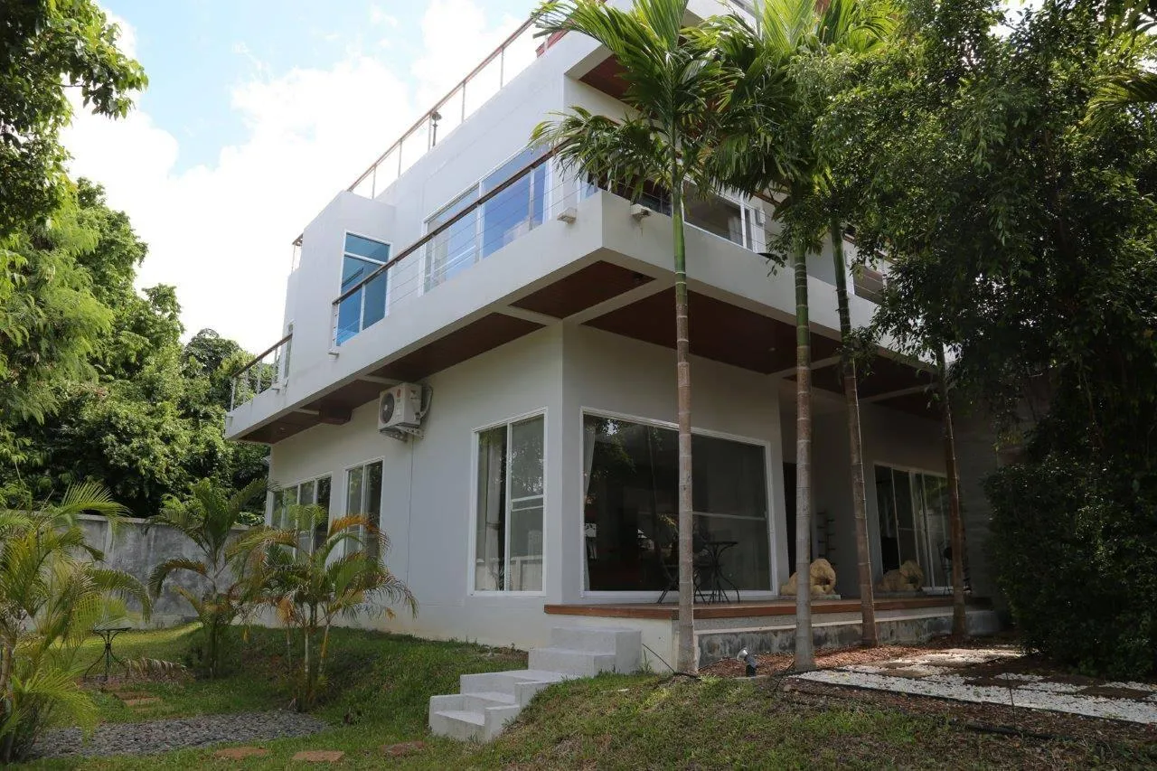 Property image - full photo 6