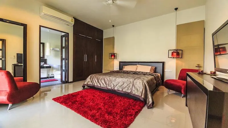 Property image - full photo 21
