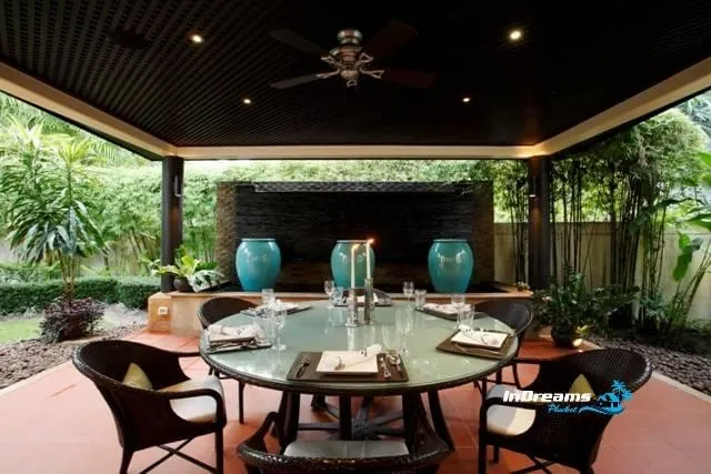 Property image - full photo 4
