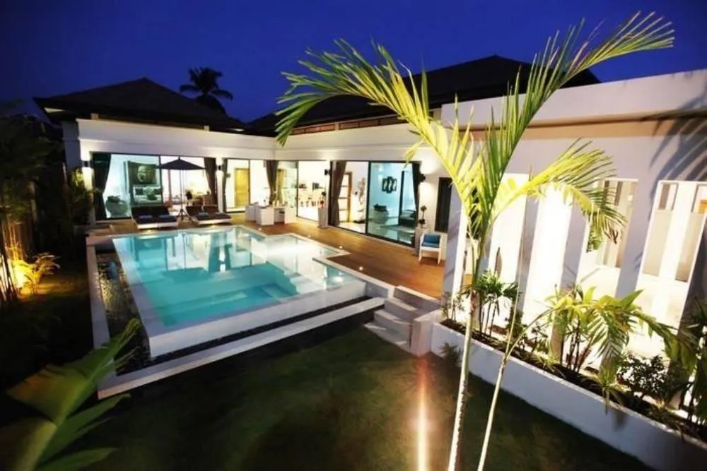 Property image - full photo 1