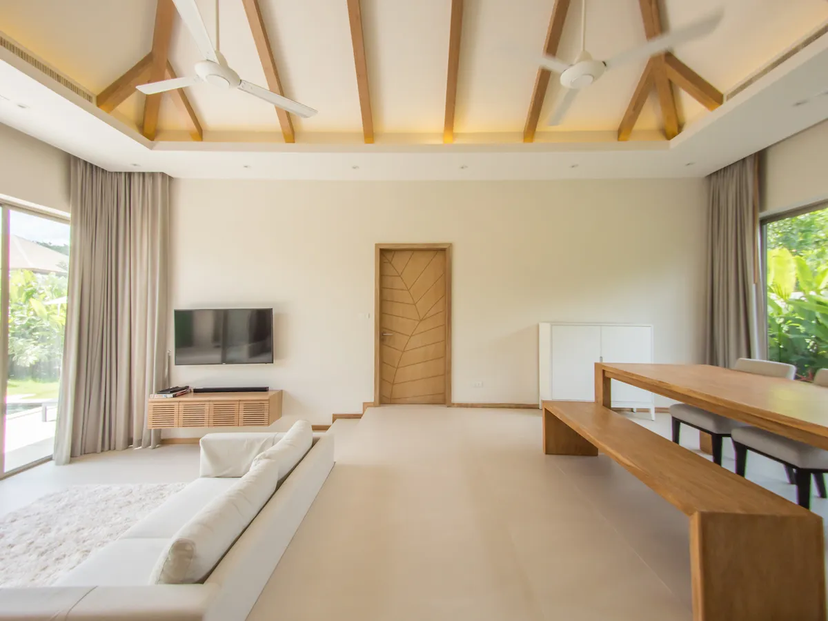 Property image - full photo 9