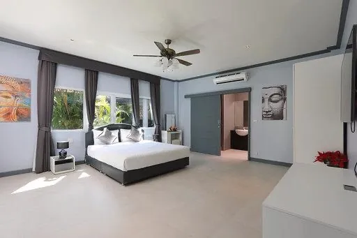 Property image - full photo 8