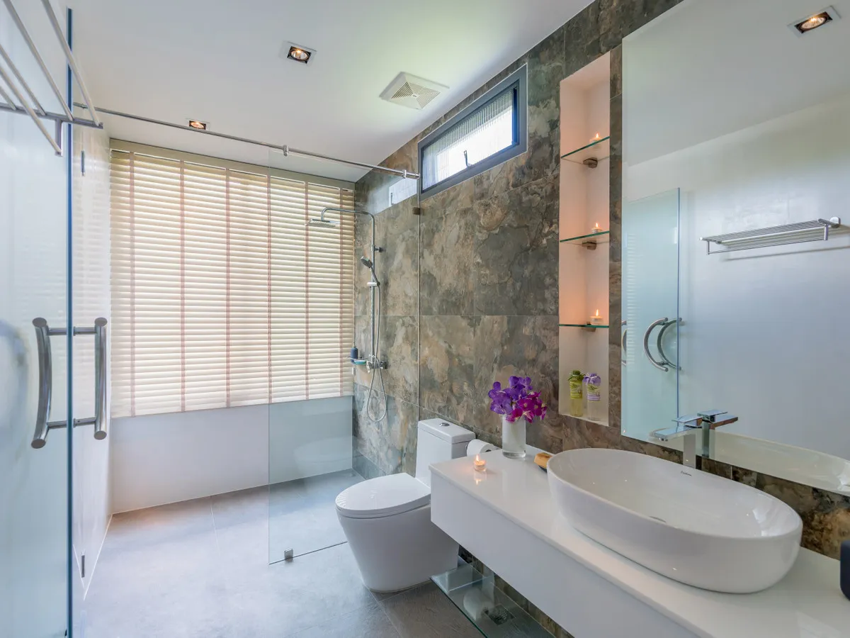 Property image - full photo 28