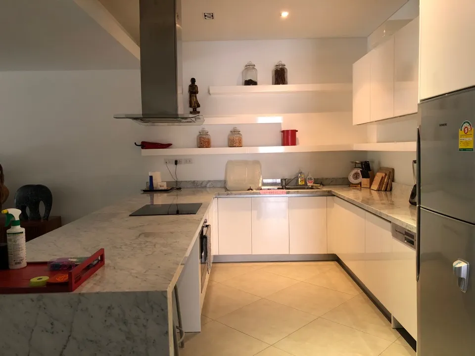 Property image - full photo 11