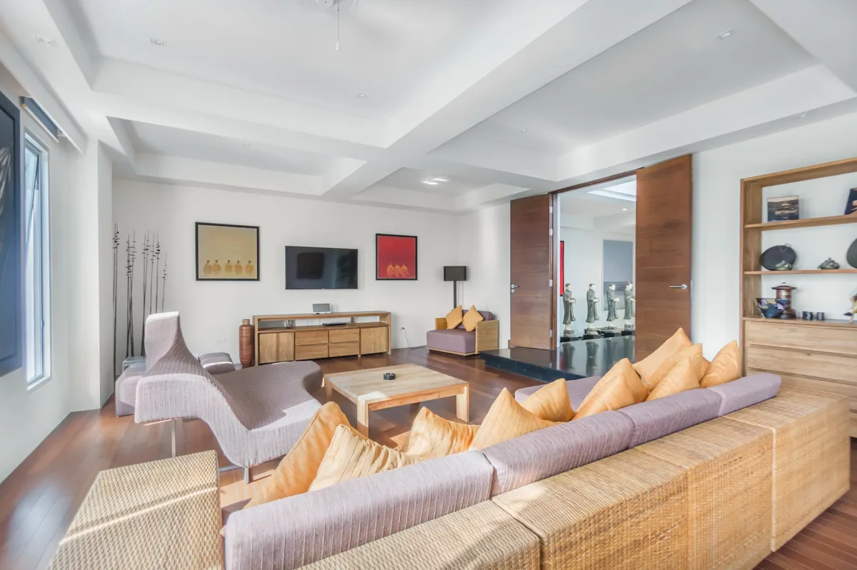 Property image - full photo 14