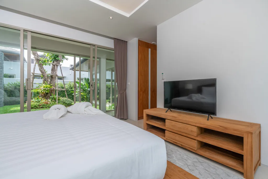 Property image - full photo 23