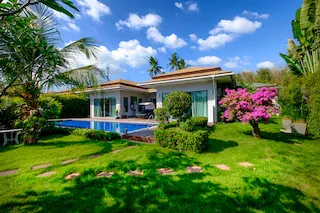 Property image - full photo 16