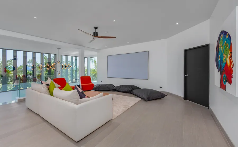 Property image - full photo 42