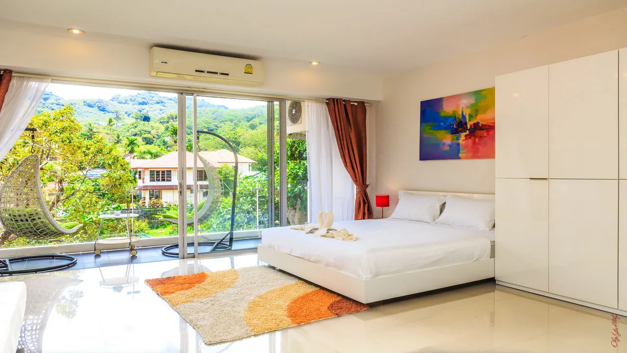 Property image - full photo 14