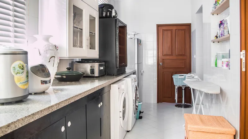 Property image - full photo 4