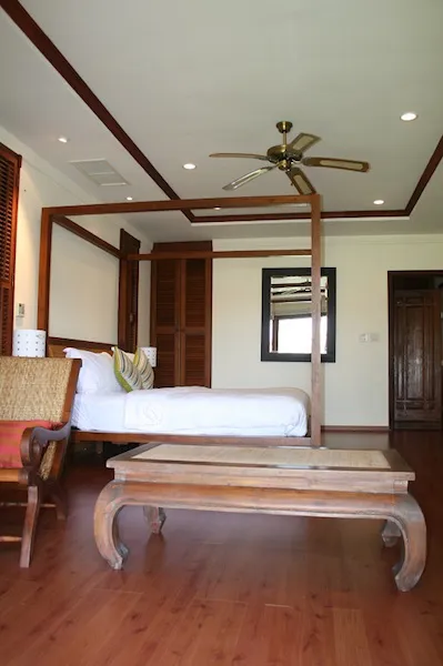 Property image - full photo 6