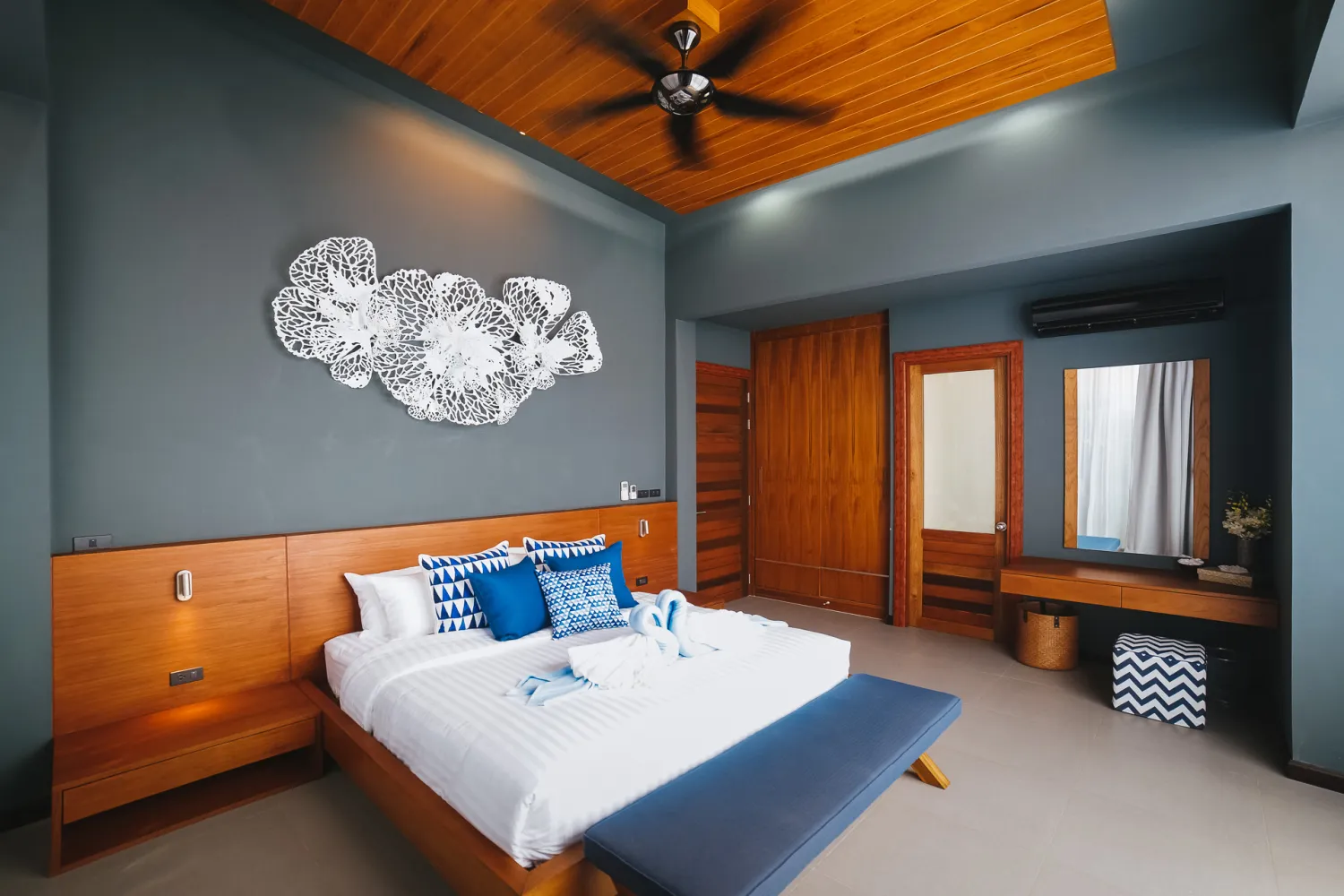 Property image - full photo 4