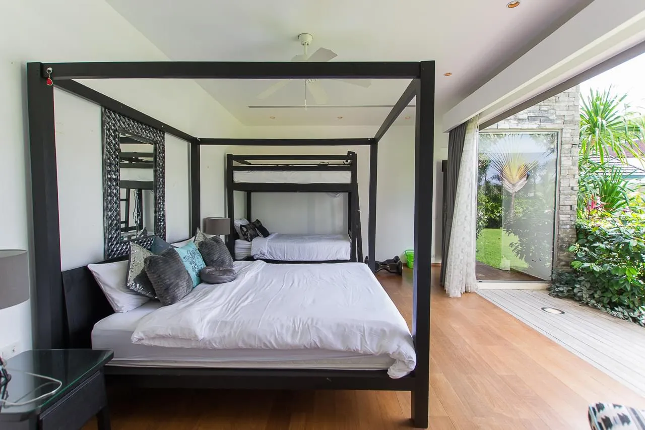 Property image - full photo 28