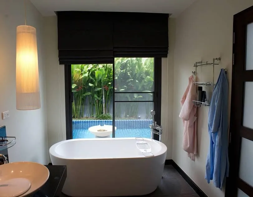 Property image - full photo 5