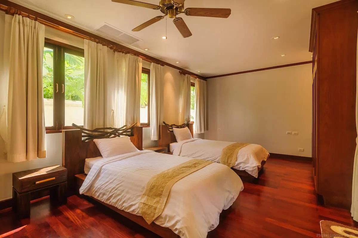 Property image - full photo 57