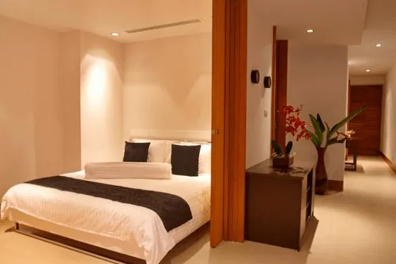 Property image - full photo 11