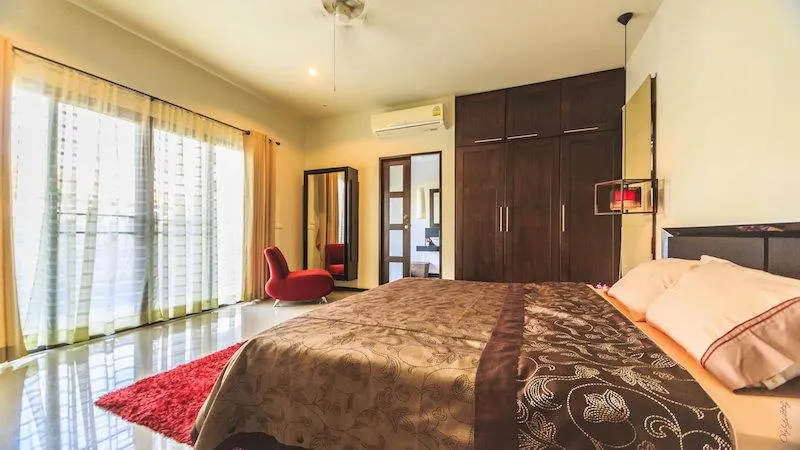 Property image - full photo 22
