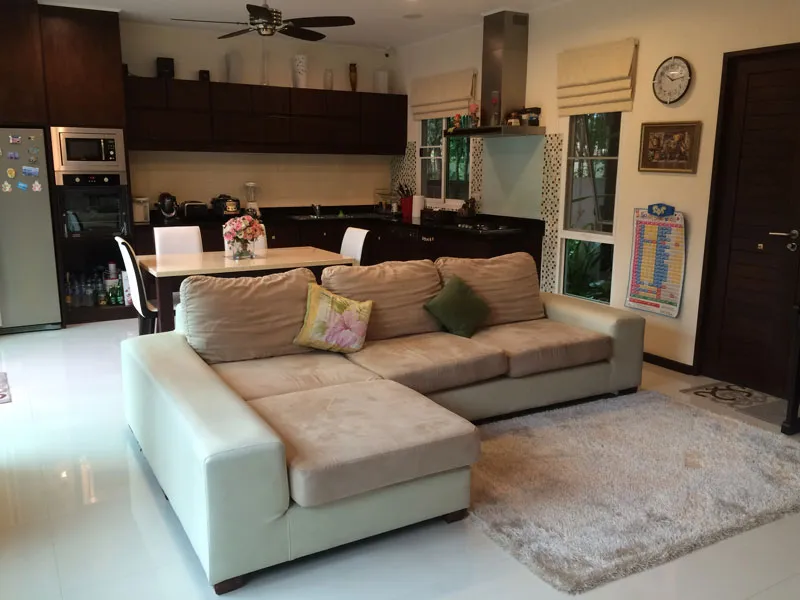 Property image - full photo 29