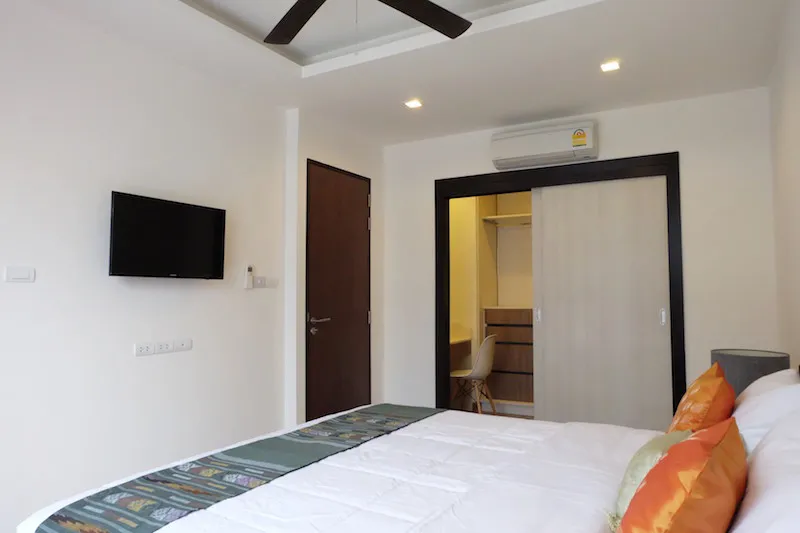 Property image - full photo 12