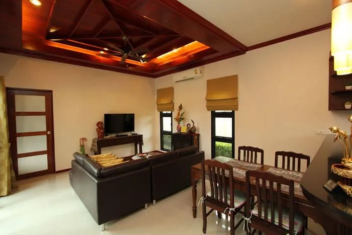 Property image - full photo 4