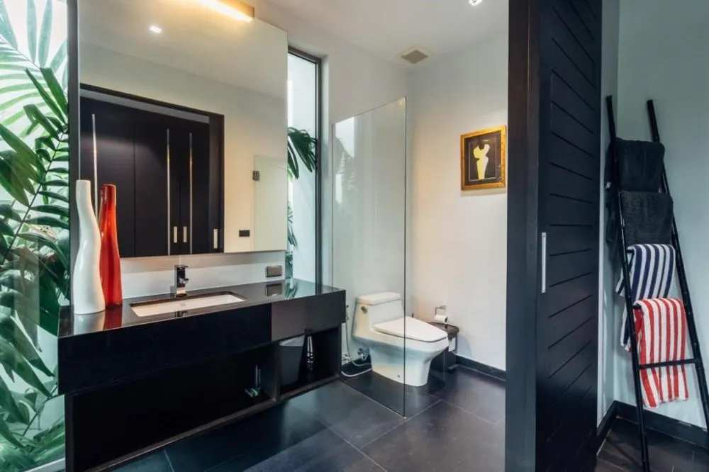 Property image - full photo 19